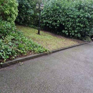 garden lamppost