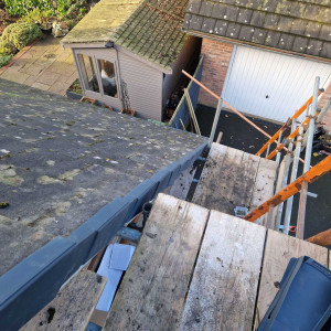 scaffolding to clean roof