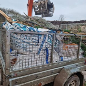 removing waste from cart